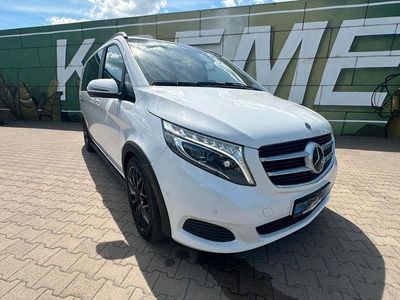 Mercedes V220