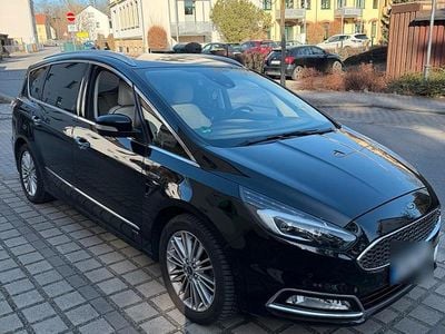 Gebraucht Ford S-MAX Vignale 190 PS (139 kW) 2019 Schwarz Van / Kleinbus