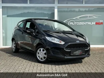 Gebraucht Ford Fiesta Trend 60 PS (44 kW) 2016 Schwarz Kleinwagen