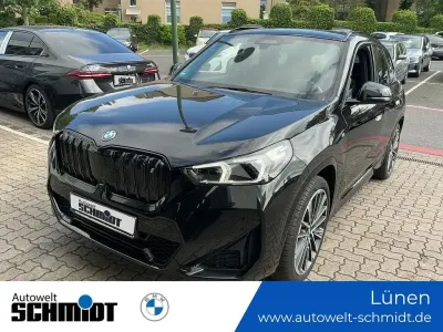 Gebraucht BMW iX1 M Sport 230 kW (313 PS) 2023 Schwarz SUV