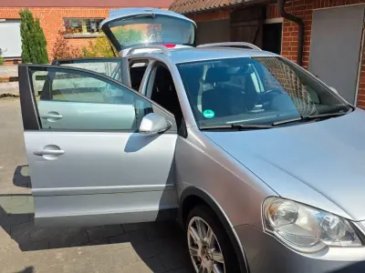 Używany VW Polo Cross 75 KM (55 kW) 2006 Szary Hatchback