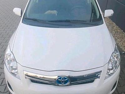 Toyota Auris Hybrid
