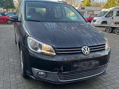 Schwarz Gebraucht 2011 VW Touran Van / Kleinbus | 4.899 € (Guter Preis)
