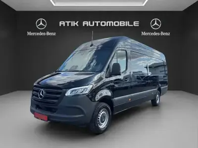 Gebraucht Mercedes Sprinter 150 PS (110 kW) 2025 Tiefschwarz Van