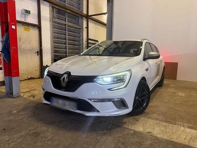 Weiß Gebraucht 2017 Renault Mégane GrandTour GT Kombi | 12.990 € (Etwas zu teuer)