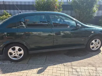 Second-hand Opel Astra 75 CP (55 kW) 1999 Verde Berlinǎ