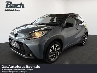 Gebraucht Toyota Aygo X Basis 72 PS (52 kW) 2025 Celestite grey / schwarz SUV