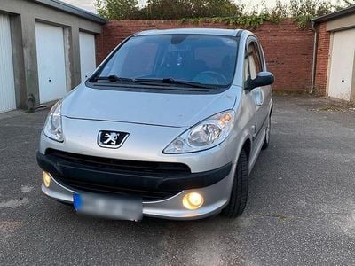 Peugeot 1007