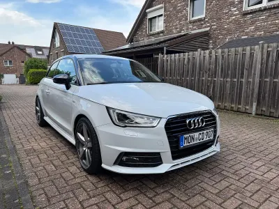 Gebraucht Audi A1 S-line plus 95 PS (69 kW) 2015 Weiß Kleinwagen