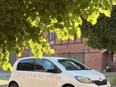 Gebraucht Skoda Citigo Clever 75 PS (55 kW) 2019 Weiß Kleinwagen
