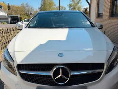 Gebraucht Mercedes A180 109 PS (80 kW) 2017 Weiß Kleinwagen
