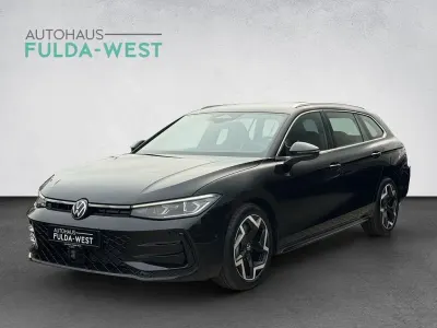 Nowe VW Passat R-line 193 KM (141 kW) 2026 Czarny Kombi