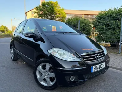 Używany Mercedes A170 116 KM (85 kW) 2005 Czarny Sedan/Limuzyna