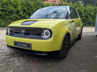 Honda e