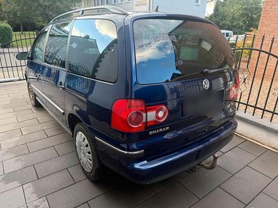 VW Sharan