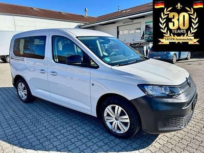 Gebraucht VW Caddy Basis 114 PS (83 kW) 2021 Candyweiß Van / Kleinbus