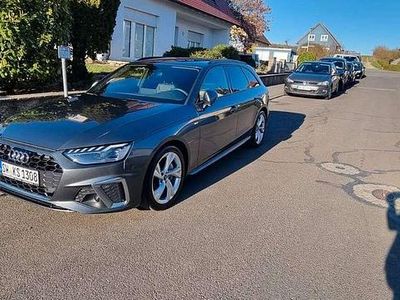 Gebraucht Audi A4 S-Line 204 PS (150 kW) 2023 Grau Kombi