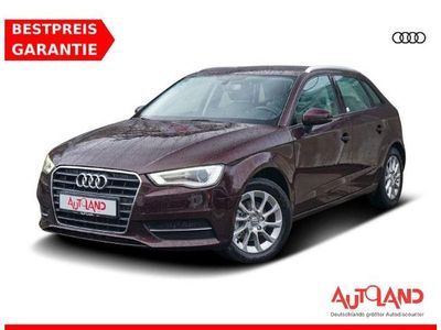 Shirazrotmet. (metallic) Gebraucht 2016 Audi A3 Kombi | 17.490 € (Teuer)