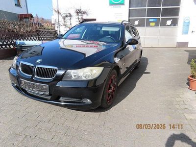 Gebraucht BMW 320 130 PS (95 kW) 2007 Schwarz Kombi