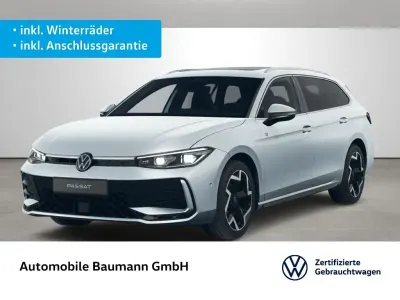 Gebraucht VW Passat R-line 193 PS (141 kW) 2025 Oyster silver metallic Kombi
