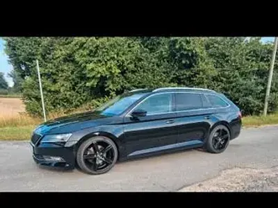 Gebraucht Skoda Superb Style 190 PS (139 kW) 2017 Schwarz Kombi