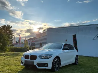 Gebraucht BMW 118 150 PS (110 kW) 2018 Weiß Kleinwagen