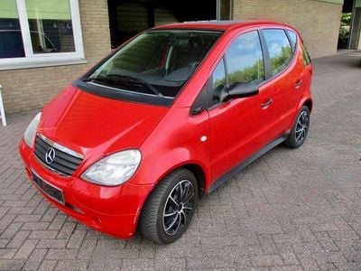 Gebraucht Mercedes A140 Classic 82 PS (60 kW) 1999 Rot Van / Kleinbus