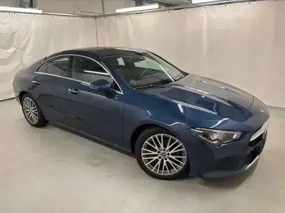 Używany Mercedes CLA200 163 KM (119 kW) 2019 Niebieski Sedan/Limuzyna
