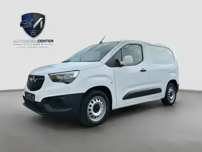 Gebraucht Opel Combo Edition 102 PS (75 kW) 2022 Andere Van / Kleinbus