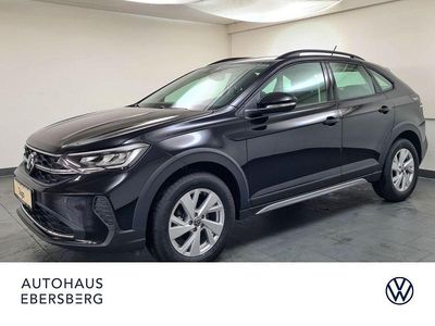 Deep black perleffekt Gebraucht 2024 VW Taigo Life SUV | 19.820 € (Fairer Preis)