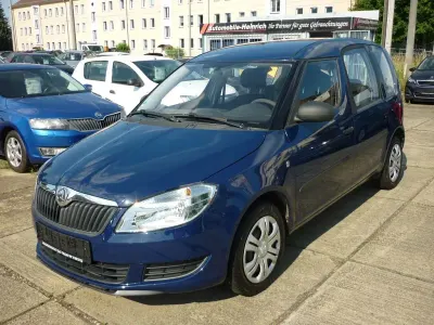Gebraucht Skoda Roomster Plus Edition 90 PS (66 kW) 2013 Blau Van / Kleinbus