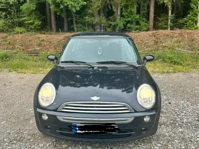 Gebraucht Mini Cooper 90 PS (66 kW) 2006 Schwarz Kleinwagen