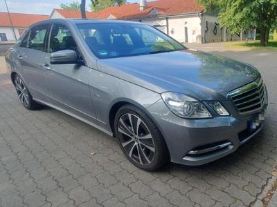 Mercedes E220