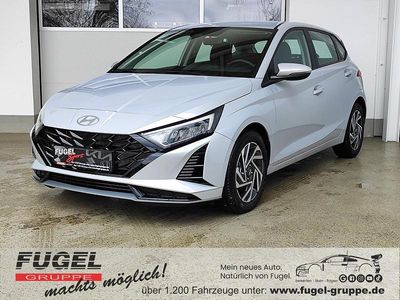 Neu Hyundai i20 Trend 101 PS (74 kW) 2025 Lumen grey / mic Kleinwagen