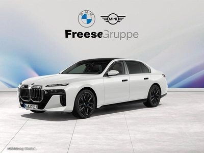 Neu BMW 740 Shadowline 299 PS (219 kW) 2026 Weiß Limousine