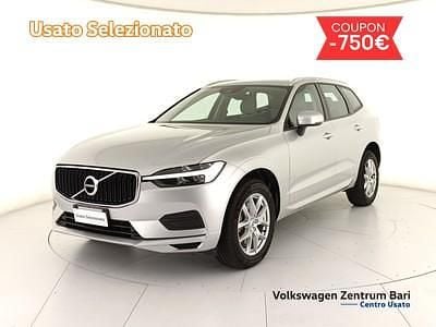 Usata Volvo XC60 Momentum 197 CV (144 kW) 2021 Argento SUV