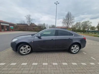 Brugt Opel Insignia Innovation 140 HK (102 kW) 2011 Grå Sedan