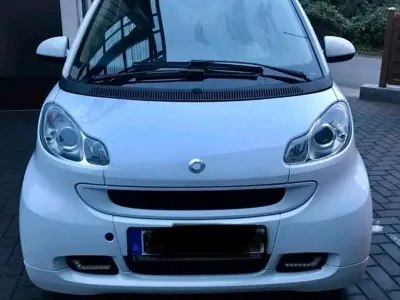 Gebraucht Smart ForTwo Cabrio 71 PS (52 kW) 2012 Weiß Cabrio