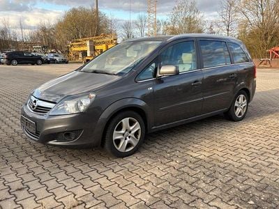 Usata Opel Zafira Design Edition 125 CV (91 kW) 2011 Grigio Monovolume