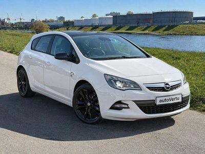 Occasion Opel Astra Color Edition 120 PK (88 kW) 2012 Wit Sedan