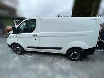 Second-hand Ford Transit 105 CP (77 kW) 2018 Alb Monovolum