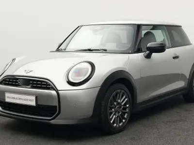 Usata Mini Cooper Classic 156 CV (114 kW) 2024 Grigio Utilitaria
