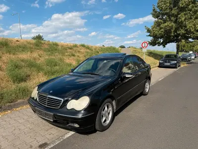 Gebraucht Mercedes C220 Elegance 143 PS (105 kW) 2000 Schwarz Limousine