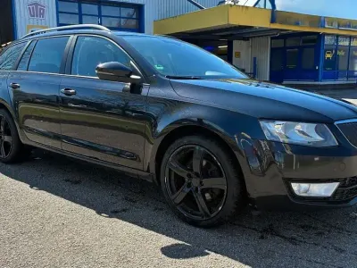 Gebraucht Skoda Octavia 105 PS (77 kW) 2014 Schwarz Kombi