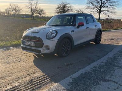 Silber Gebraucht 2015 Mini Cooper S Kleinwagen | 12.200 € (Superpreis)