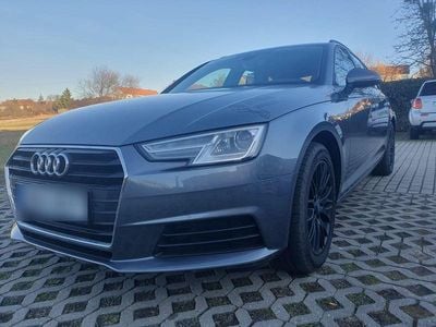 Usata Audi A4 Premium 190 CV (139 kW) 2019 Grigio Station wagon