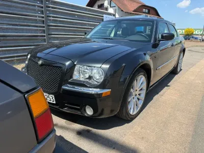 Gebraucht Chrysler 300C 218 PS (160 kW) 2010 Schwarz Limousine