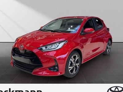 Neu Toyota Yaris Hybrid 117 PS (86 kW) 2026 Rot Kleinwagen