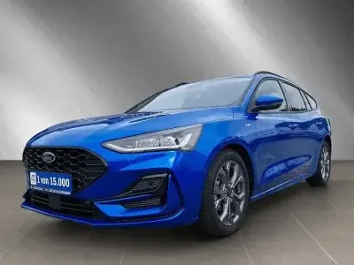 Gebraucht Ford Focus ST-Line 125 PS (91 kW) 2024 Blau Limousine