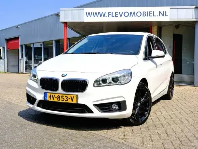 Gebraucht BMW 216 Active Tourer 116 PS (85 kW) 2016 Weiß Van / Kleinbus